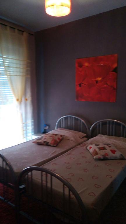 B&B Il Pisolo อัลบา ภายนอก รูปภาพ